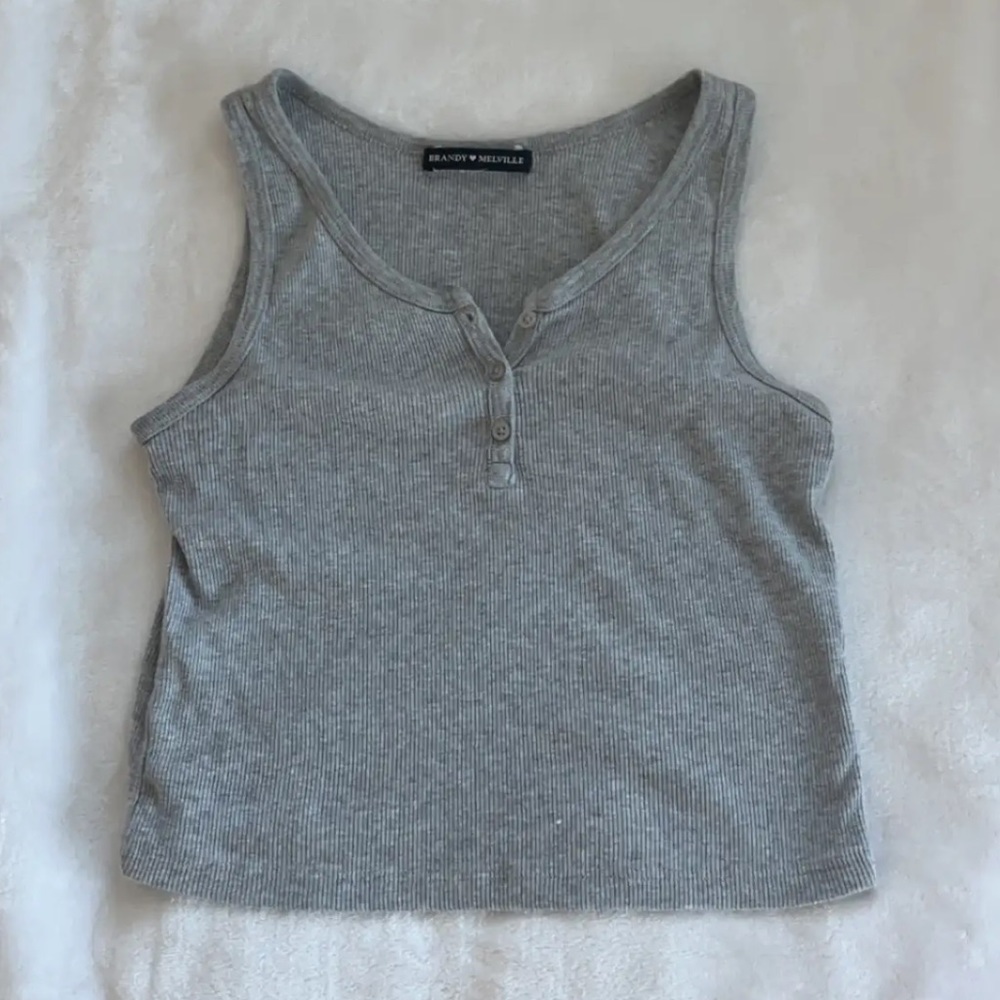 Gray top from Brandy Melville, one size fits all. Barley used.